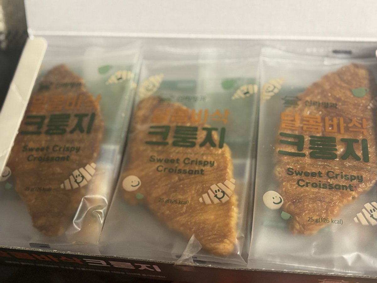 centermodemm's tweet photo. 大好きな人生ヘビロテボディークリームが、コストコに!しかもメガ割と値段ほぼ変わらないなんなら安い!
ますます🇰🇷から買って来なくて良くなって最高!
通年で納品されますように🙏
しかも好きでよく買う크룽지まであった!このメーカーは初めて買ったけど現地よりちょっとお高めな印象💸
#dermaB https://t.co/4QXJpM8DJR