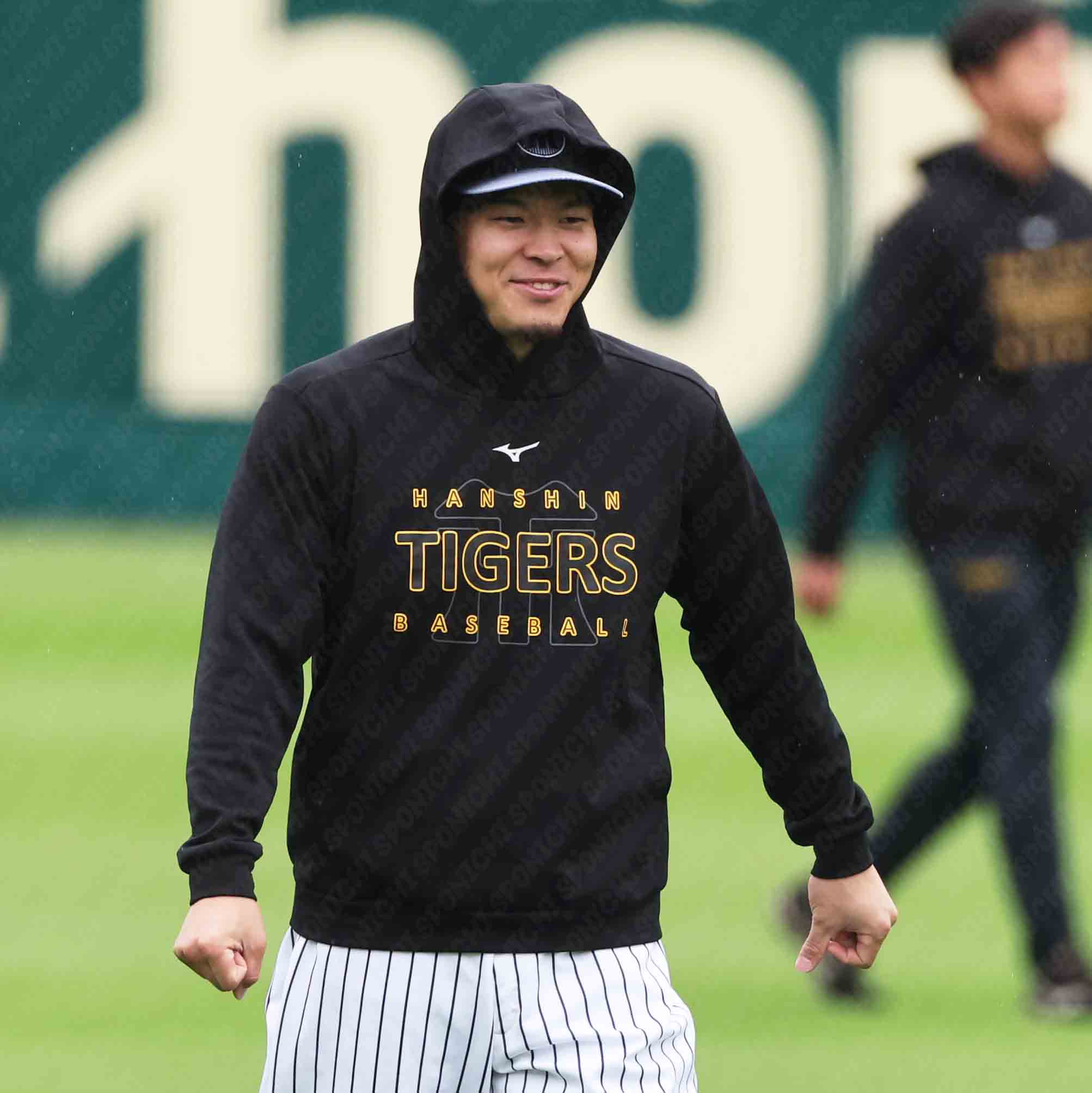 佐藤輝明　Hanshin Tigers ユニフォーム Lサイズ mizuno ミズノ 公式 阪神タイガース 背番号8番 佐藤輝明 ウル虎