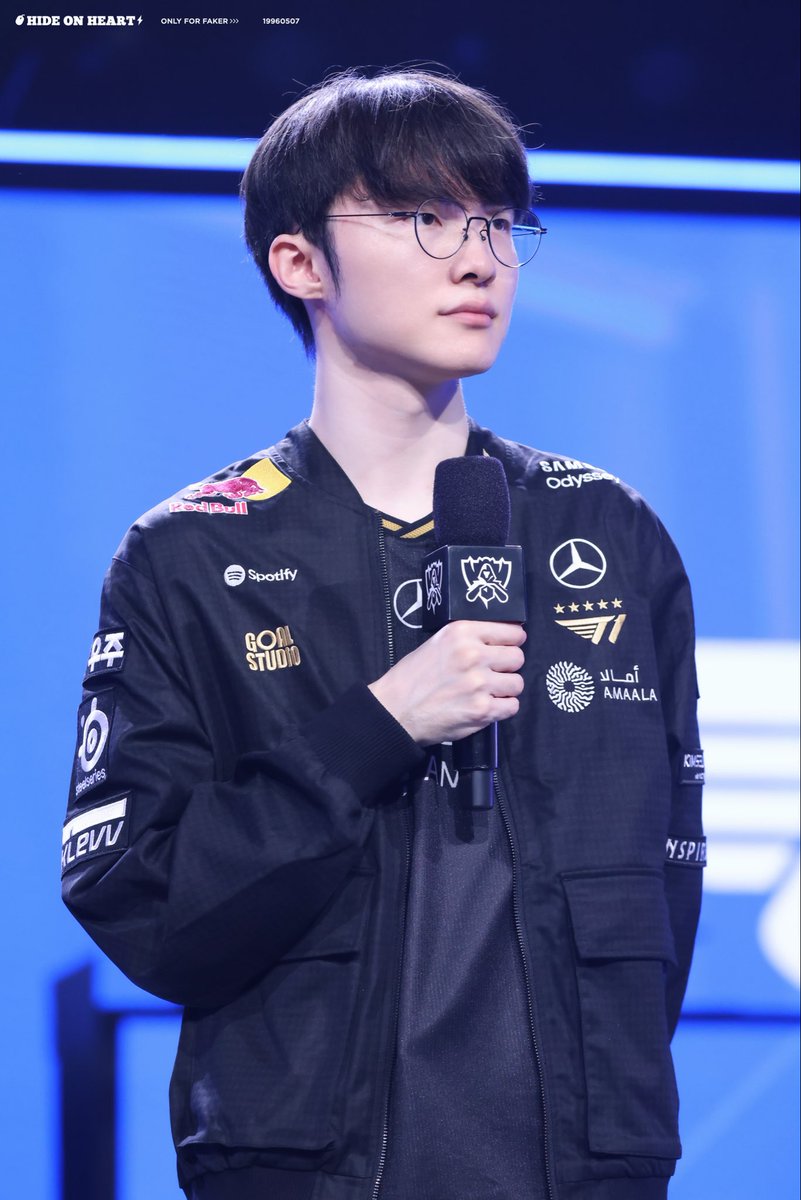 Hideonheart0507's tweet photo. T1 FAKER

In BEIJING
「天下無雙 舉世無‘仿’」

@faker #Faker #페이커 #TogetherAs1 #T1WIN #Worlds2025 https://t.co/VANXZe7P5p