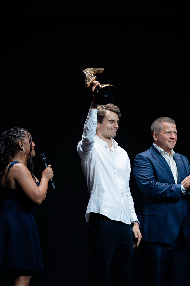 Tom Dillmann tweet media