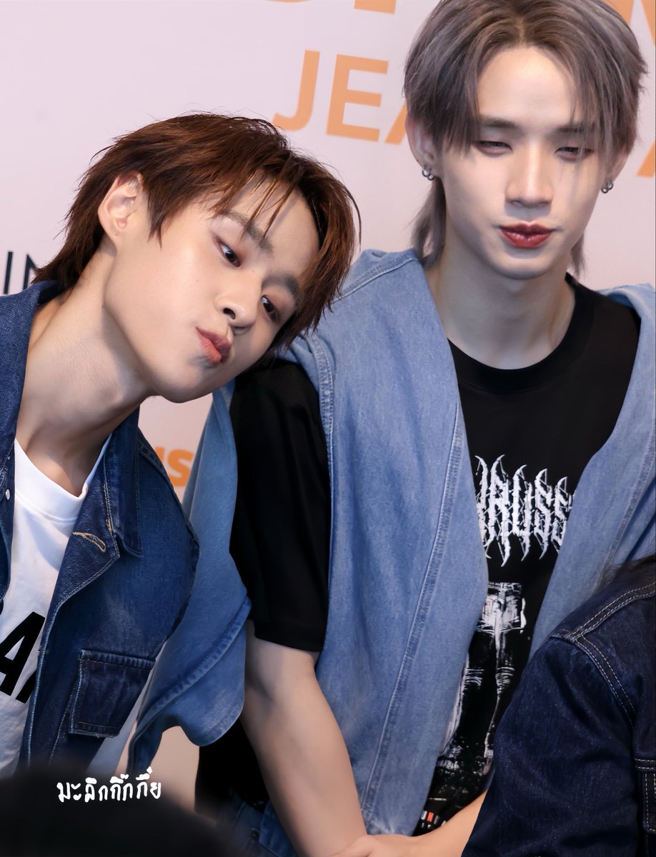 PtrpIngg's tweet image. ผีชอบหนุ่มเต๋อ

SUPER JEANS x LYKN 
#robinsonsuperjeansweekxLYKN