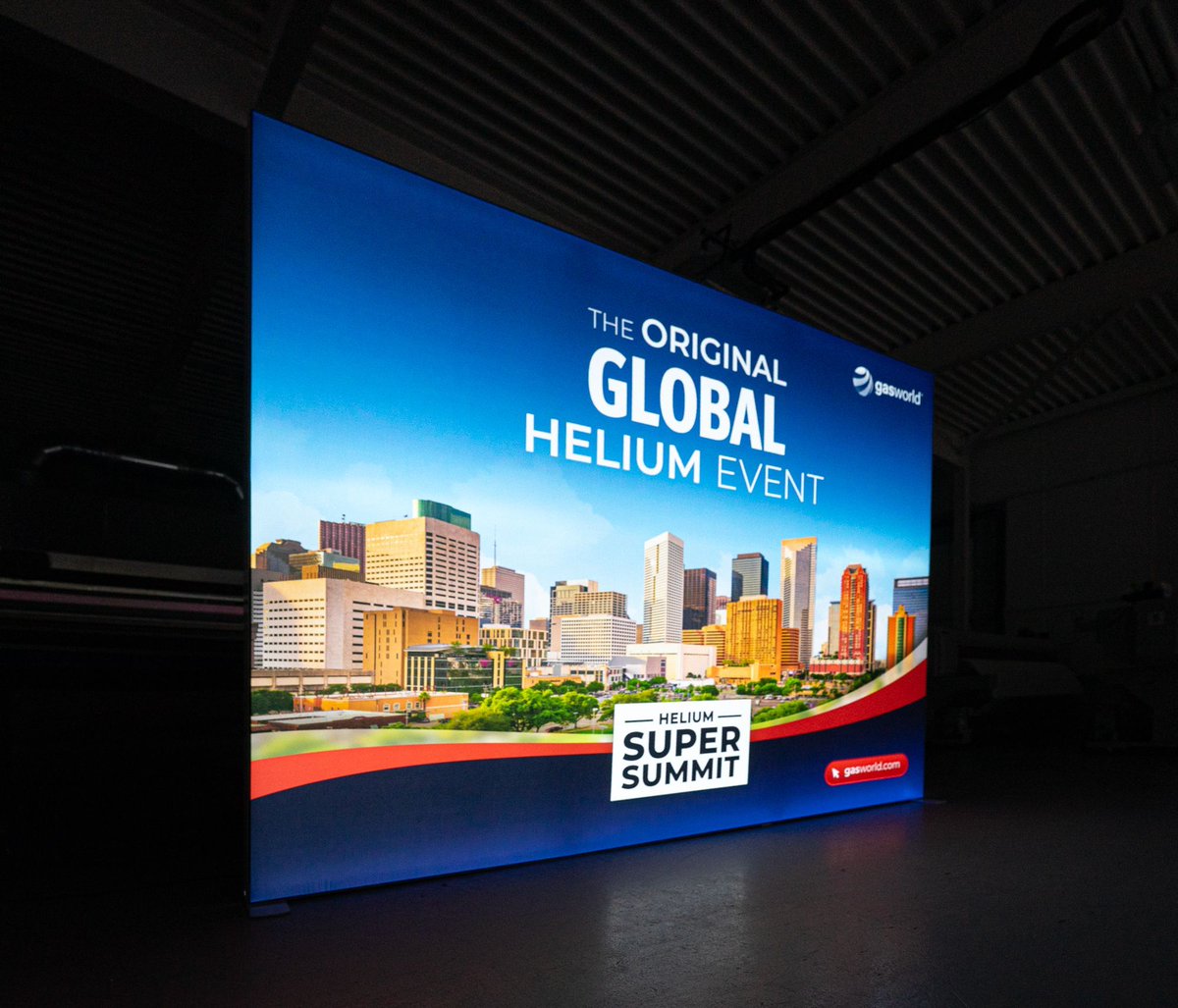XLDisplays's tweet image. We had to get a snap of this brilliant FABRILUX® 3m x 2.25m LED Lightbox for Gasworld. The photography looks fantastic &amp;amp; the colours really do pop with the lights on too!

FABRILUX® 3m x 2.25m LED Lightbox buff.ly/E8b6twm
LED Lightbox buff.ly/Qdt7th4

#lightbox