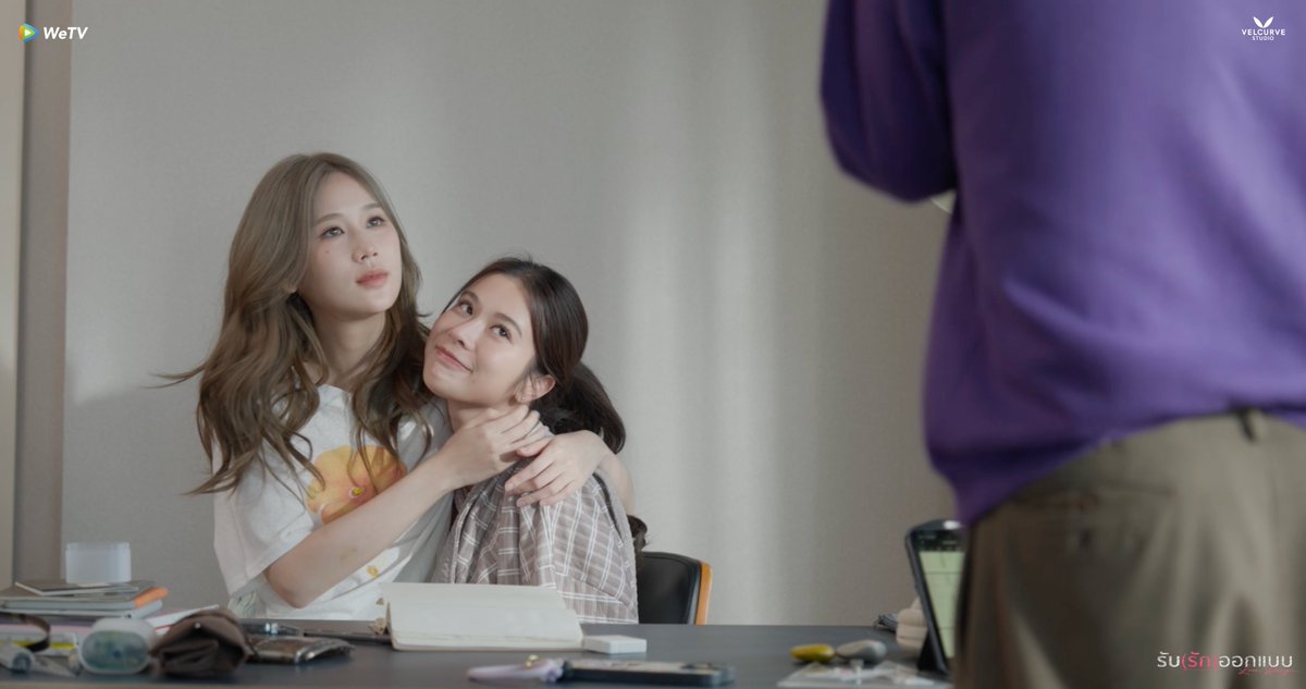 มีช็อตนี้มาเสิร์ฟ 🎬🍿 มารอดูว่าคืออะไรกันนะ? 👀 

#รับรักออกแบบ #LoveDesignSeries
<a href="/janeeeyeh/">เจนเย่</a> <a href="/Kaosupassara9/">Kaosupassara</a>