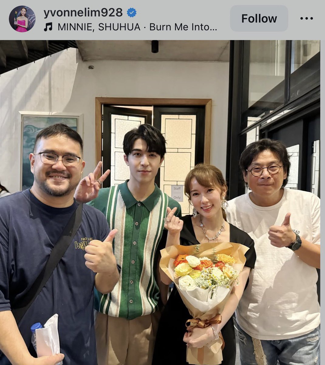 NuttaeSnsd's tweet image. พี่เค้ามาลงรูป+คลิปสั้นๆ เบื้องหลัง น่ารักมากเลย
จังหวะแพทจะไปช่วยถือกล้อง แต่ผกก บอกมายืนข้างหลังๆ ตลกอ่ะ 🤣🤣 @patrick_pppat 

The Resurrected X Patrick
#ปลุกชีพคืนวิญญาณxแพทริค
#回魂計 #TheResurrected 
#ปลุกชีพคืนวิญญาณ