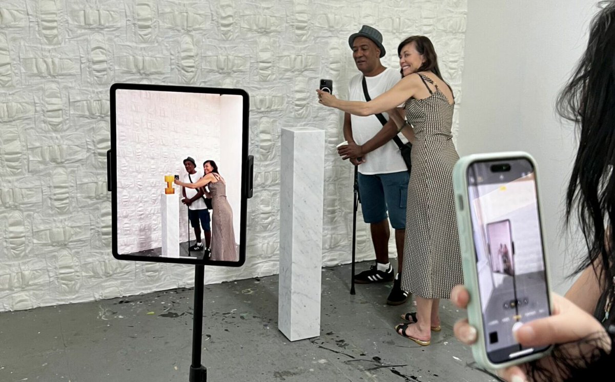 oriontroismille's tweet image. 🧠✨ When AR Becomes a Monument
In Habeas Corpus, artist Gill Gatfield turns sculpture into a living system ,blending AI, AR &amp;amp; material memory to question what “having a body” means in the posthuman era.
Responsive art as operating system , not spectacle.
#XR #ARart #Posthuman