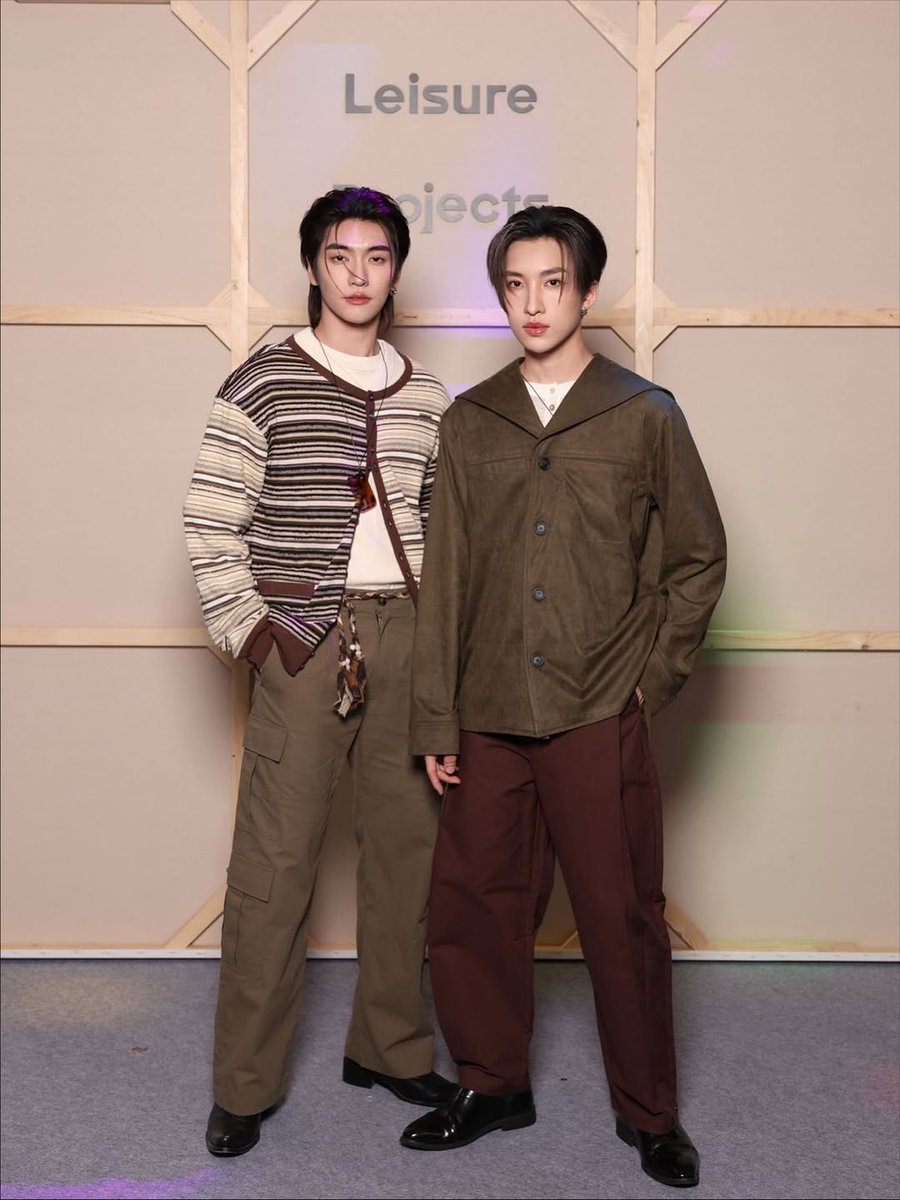 bossnoeul_ITOFF's tweet photo. Instagram update: @Bossckm_ โค๏ธ
with @NTangwai90292 ๐คฉโค๏ธ
#LeisureProjects
#OWNDAYSThailand
#havaianasThailand #Mustardsneakers
#BIFW2025 #MonkeyShoulder #MakeltMonkey
๐๏ธ 22.10.2025