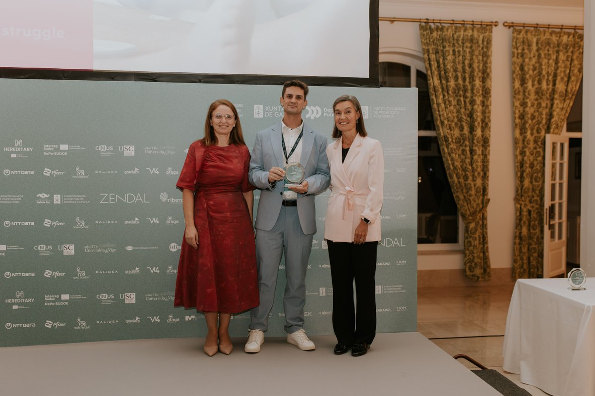 ClusterSaude's tweet photo. Los premios🏆 fueron otorgados en las siguientes categorías:
👉 Innovación CSG: Kiur, por el proyecto "Kiur – Advanced Cutaneous Evaluator" (Fundación @Gradiant) https://t.co/RD6rERRxVi