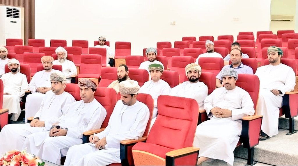 اللجنة الصحية بولاية عبري tweet media