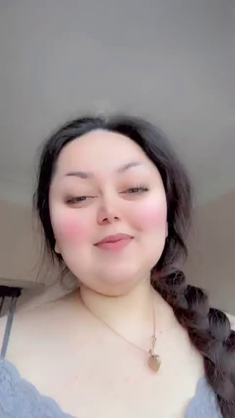 Sidra Shah🍯🐝 tweet media