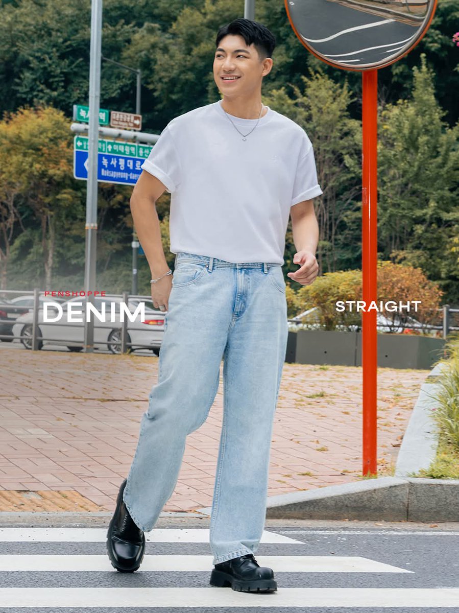 TheDarrenatics2's tweet photo. Whether it's wide, straight or baggy, #PENSHOPPE denims are perfect fit for your wardrobe💚

#DARREN @Espanto2001 
#DarrenForPenshoppe @PENSHOPPE https://t.co/GWUVjkfKs7