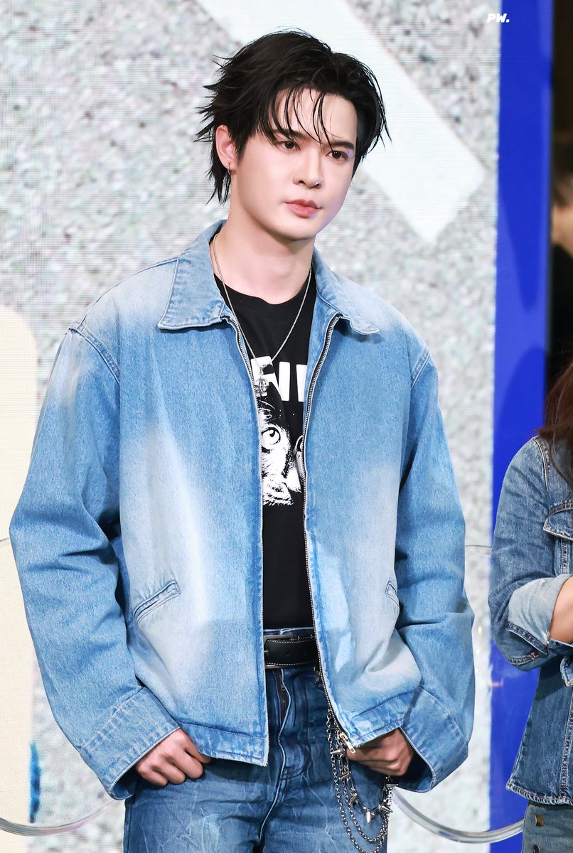 Pwpwdy's tweet photo. 😎

SUPER JEANS WEEK X BILLY
#RobinsonSuperJeansWeekxBilly https://t.co/RfOMMuwjI7