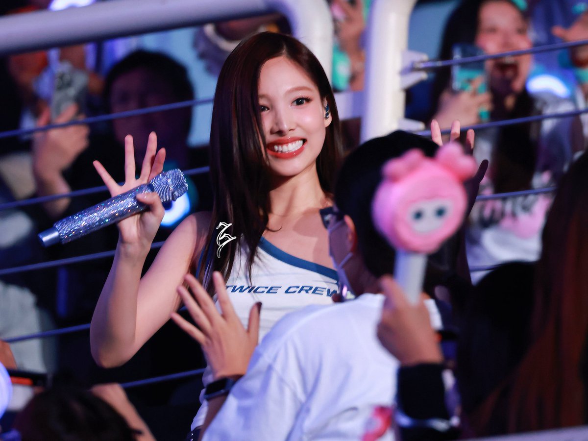 77jinqiu_'s tweet photo. 251018 
#나연 #NAYEON #ナヨン 
#TWICE #트와이스 #トゥワイス https://t.co/LaAgLOI5d7