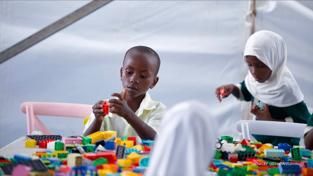 教育不能等待#相信要尽一切努力帮助世界上最边缘化和得不到充分服务的儿童和青少年！如果你同意，请转发：#教育不能等待#致力于帮助所有女童或男童!

#FundEducation @mfa_china @pdchina @chn_un_ny @cgtnofficial @chinamissiongva @usa_china_talk
 #222MillionDreams✨📚  educationcannotwait.org