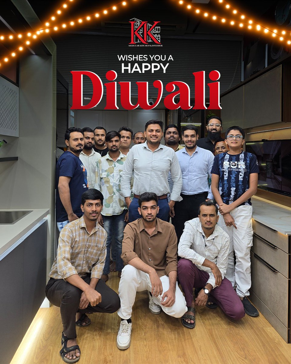 KKModularKitchn's tweet image. Teamwork, Smiles &amp;amp; Festive Vibes!
This Diwali, the KK Modular Kitchen family wishes you endless happiness, success, and prosperity.
Happy Diwali from all of us at KK Modular Kitchen &amp;amp; Interior!

#kkmodularkitchen #happydiwali #diwalivibes #teamkk #diwalicelebration #festiveseason