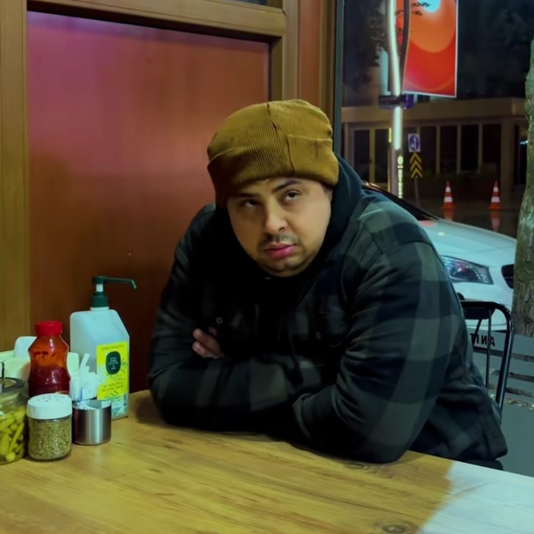 deepfelsefe's tweet image. Slayttan okuyo kafayı yicem. Amk sen ne sikime hoca oldun. Senin ben amk