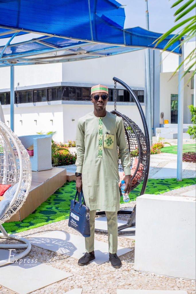 Tech_Guy00's tweet image. As an AI strategist, I’m diving deep into Sora and DeepSeek 

exploring how advanced AI models are reshaping creativity, automation, and the future of human–machine collaboration. 🚀

 #AIInnovation #FutureTech