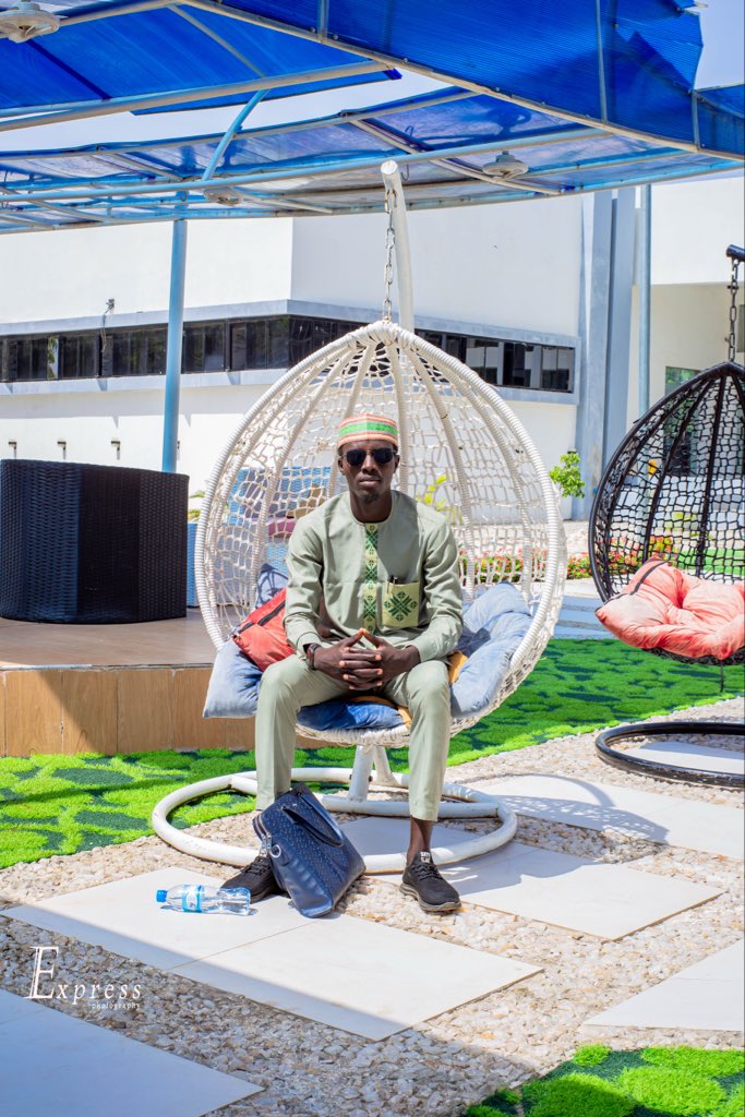 Tech_Guy00's tweet image. As an AI strategist, I’m diving deep into Sora and DeepSeek 

exploring how advanced AI models are reshaping creativity, automation, and the future of human–machine collaboration. 🚀

 #AIInnovation #FutureTech