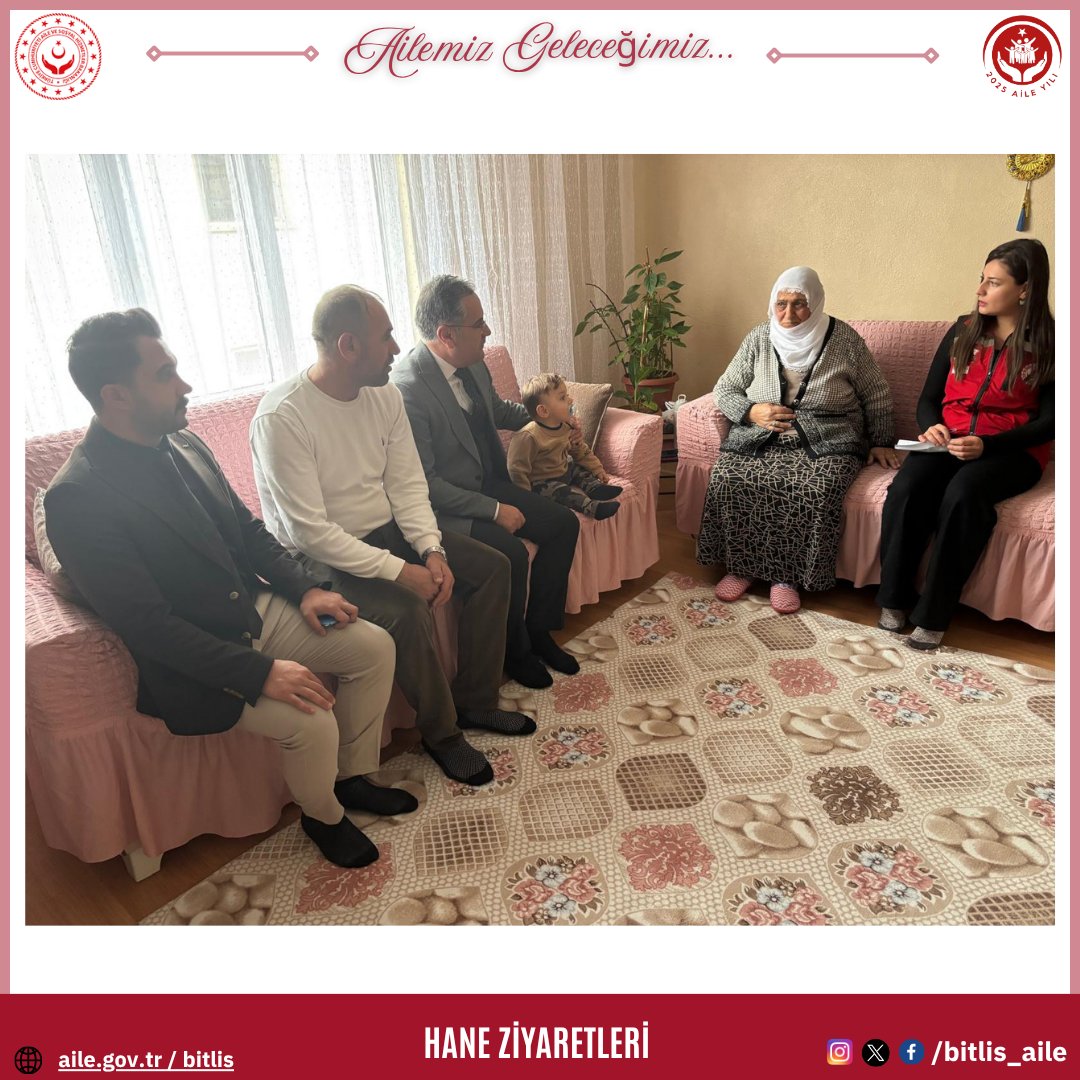 bitlis_aile's tweet image. 📍 Şehidimiz Bedirhan Uyanık’ın Ailesine Anlamlı Ziyaret 🇹🇷

📌 Bitlis Aile ve Sosyal Hizmetler İl Müdürümüz Vefa Akdoğan ve Bitlis Sosyal Hizmet Merkezi Kuruluş Müdürümüz Fatih Tuncel, aziz şehidimiz Bedirhan Uyanık’ın ailesini ziyaret etti. Ziyarette, Aile ve Sosyal Hizmetler…