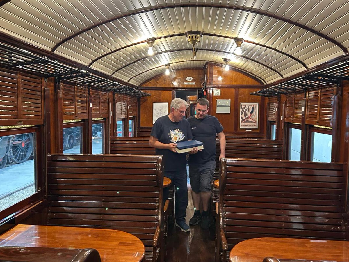 mferrocarrilmln's tweet photo. 🚂 El 27 de setembre, la @FedCataFerroc va reconèixer el @MuseuFerrocMLN com a membre d’honor! 🙌

Un honor que posa en valor la feina de l’@APPFIcat en la preservació del patrimoni ferroviari.

Gràcies per aquest reconeixement! 💙

#MuseuDelFerrocarril #MóraLaNova #APPFI https://t.co/nTUjZ0rAT1