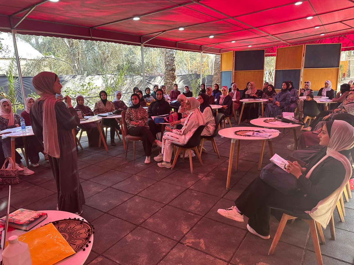 PalThink tweet media