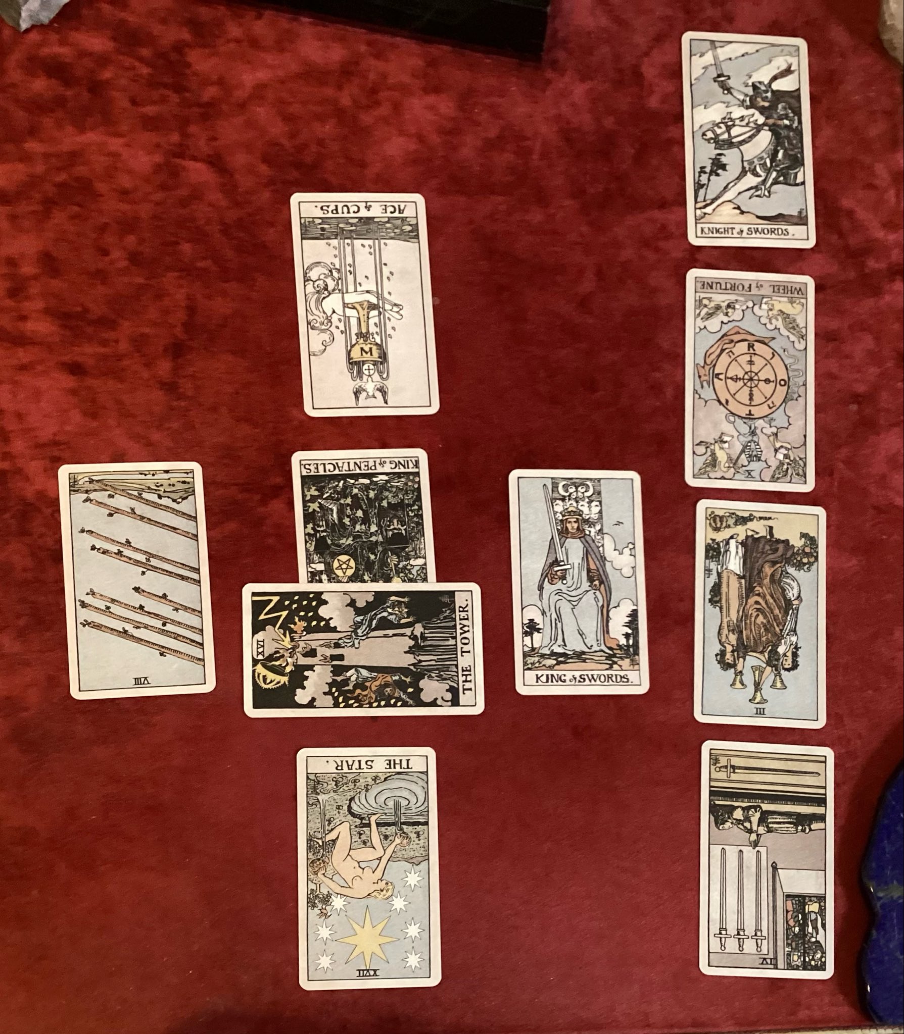 こはる★タロット こはる@本気占い🔥タロット100枚引きリーディング on X: 