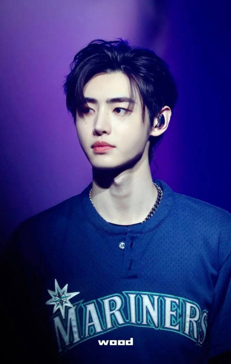 dazed_byu's tweet photo. sunsun... https://t.co/H5gO0Y6rGT
