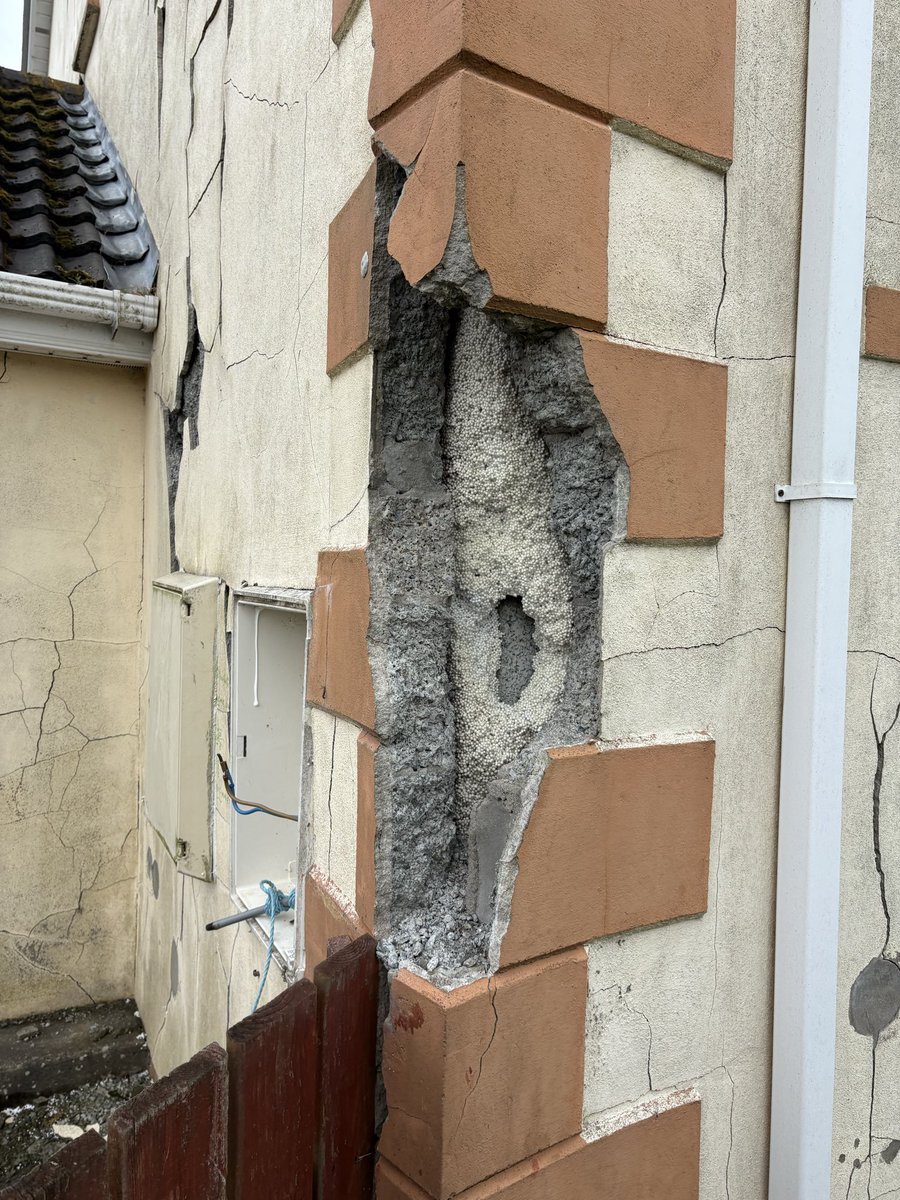 On the 27th of August last I accepted an invitation from Charles Ward TD and councillors from the 100% Redress party on Donegal county council to visit homes in the north west still affected by the defective blocks scandal.
 
I was quite shocked by what I saw on that visit: On