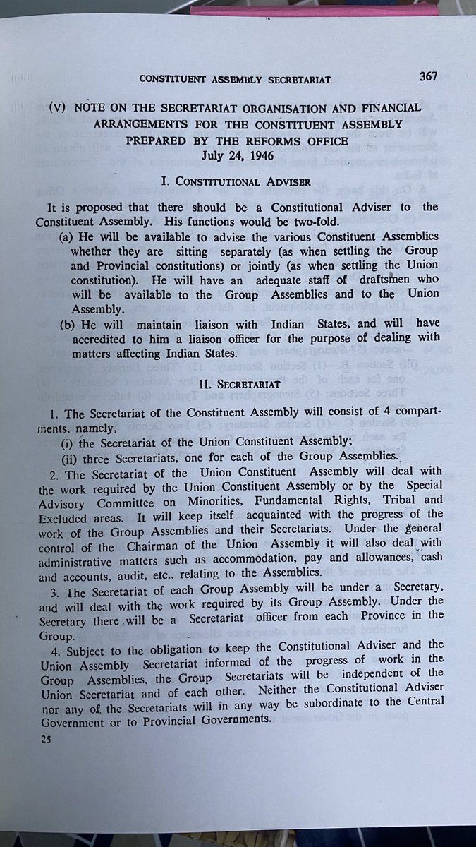 संविधान का पहला ड्राफ्ट बी एन राव ने नहीं बनाया है, संविधान सभा की कमेटियों ने बनाया है। संविधान सभा के प्रपोज़ल्स को उचित शब्दों में लिखकर पहला ड्राफ्ट संविधान सभा के ड्राफ्ट्समैन ने किया जो संविधान सभा के कर्मचारी थे। बी एन राव के दो कार्य निर्धारित किये गए थे। उसमे से एक काम