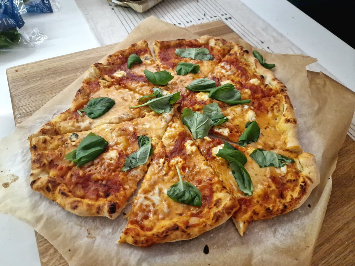 nibbydev's tweet image. getting better at making pizzas 🍕 how y'all get them to be perfectly circular ive no idea this some artisinal skills required