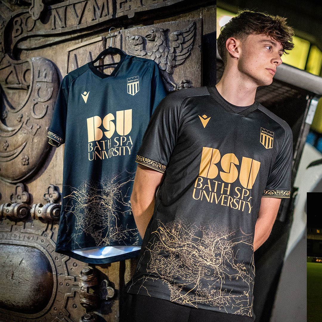 TheKitmanUK's tweet photo. 🗞️ #Kitnews as the new 2025-26 @BathCity_FC third kit made by Macron has been unveiled.
📸 https://t.co/RAx8mdlkrX
How many stars 🌟 out of 5 would you rate it?
#TheKitman 👕
#Romans #BathCity #EmbraceYourDarkSide https://t.co/zfvAsEbsiY