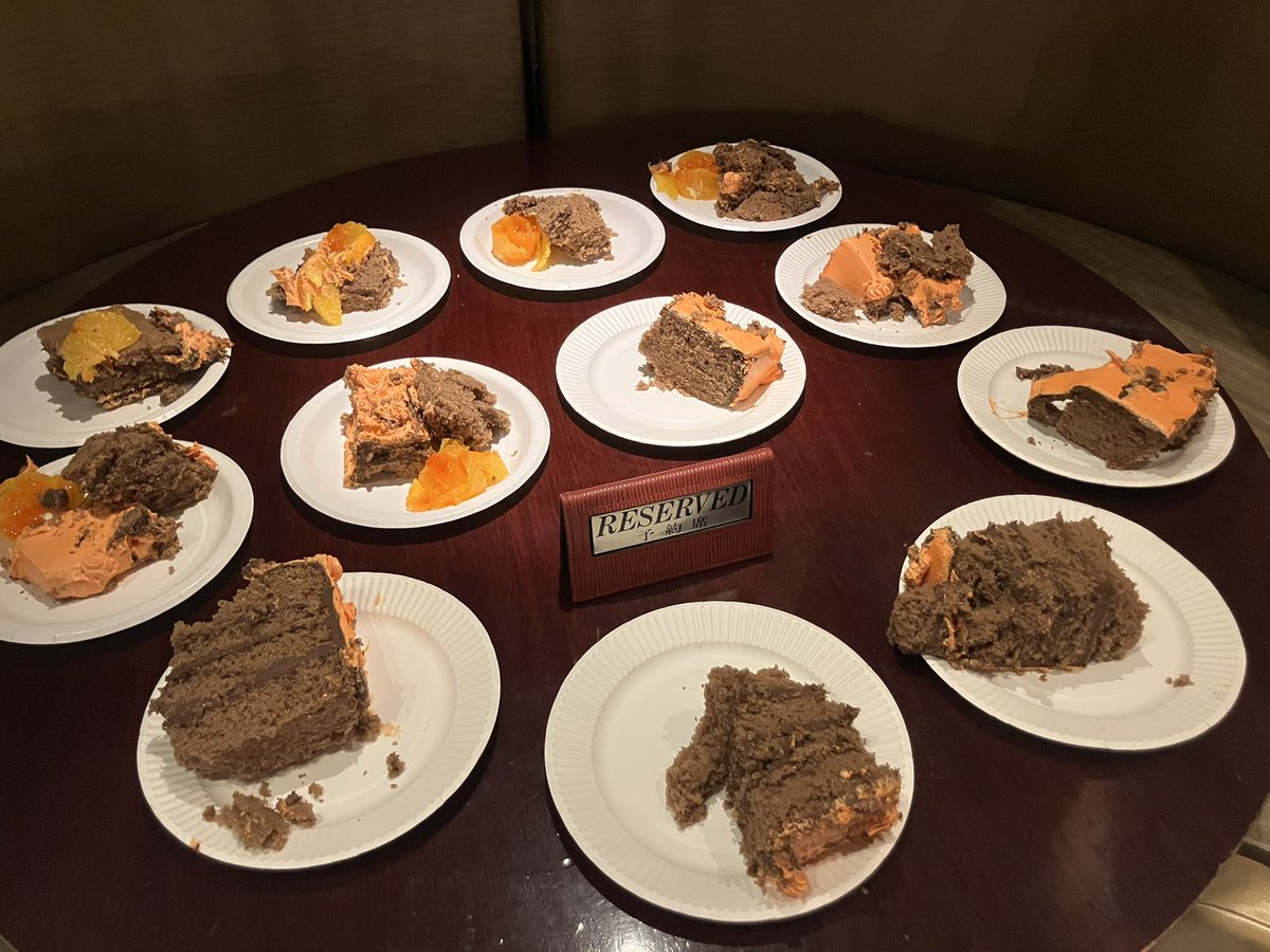 SugiuraTakuo's tweet image. 今年も、米倉さんのお誕生日にご一緒させていただき、幸せのおすそ分けを、そして大量のケーキのおすそ分けをいただきました。🎂🎂🎂

ここからクリスマスまで、全公演お供します。

#米倉利紀
#BIRTHDAYBASH