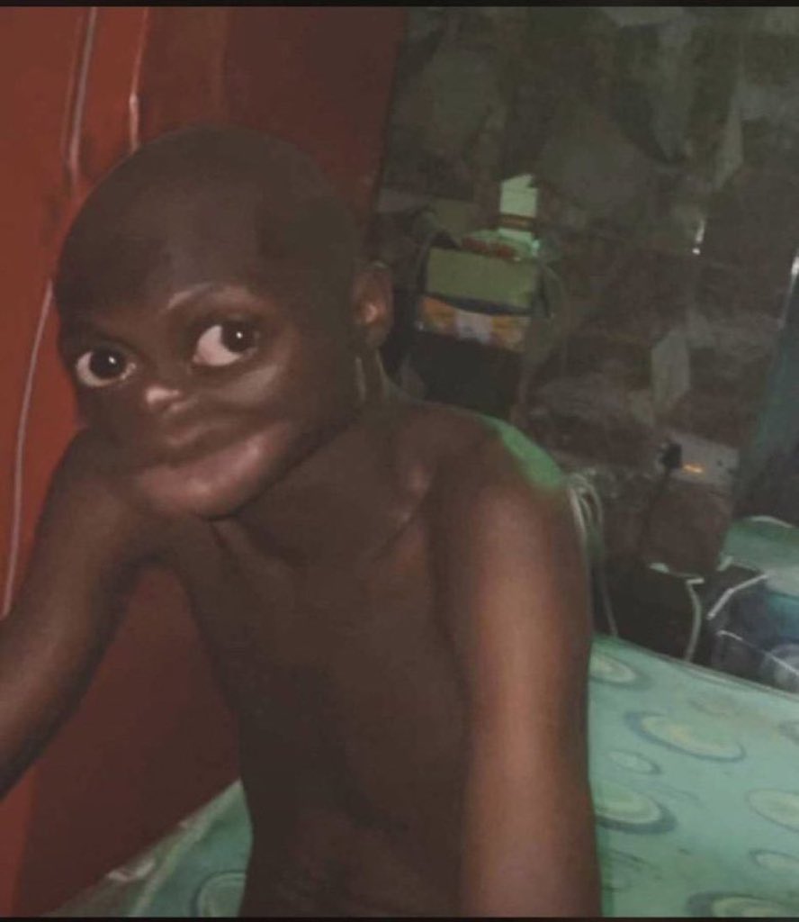 Mama put: how much rice 

Me: 500 

Mama put: and what?

Me: And stew