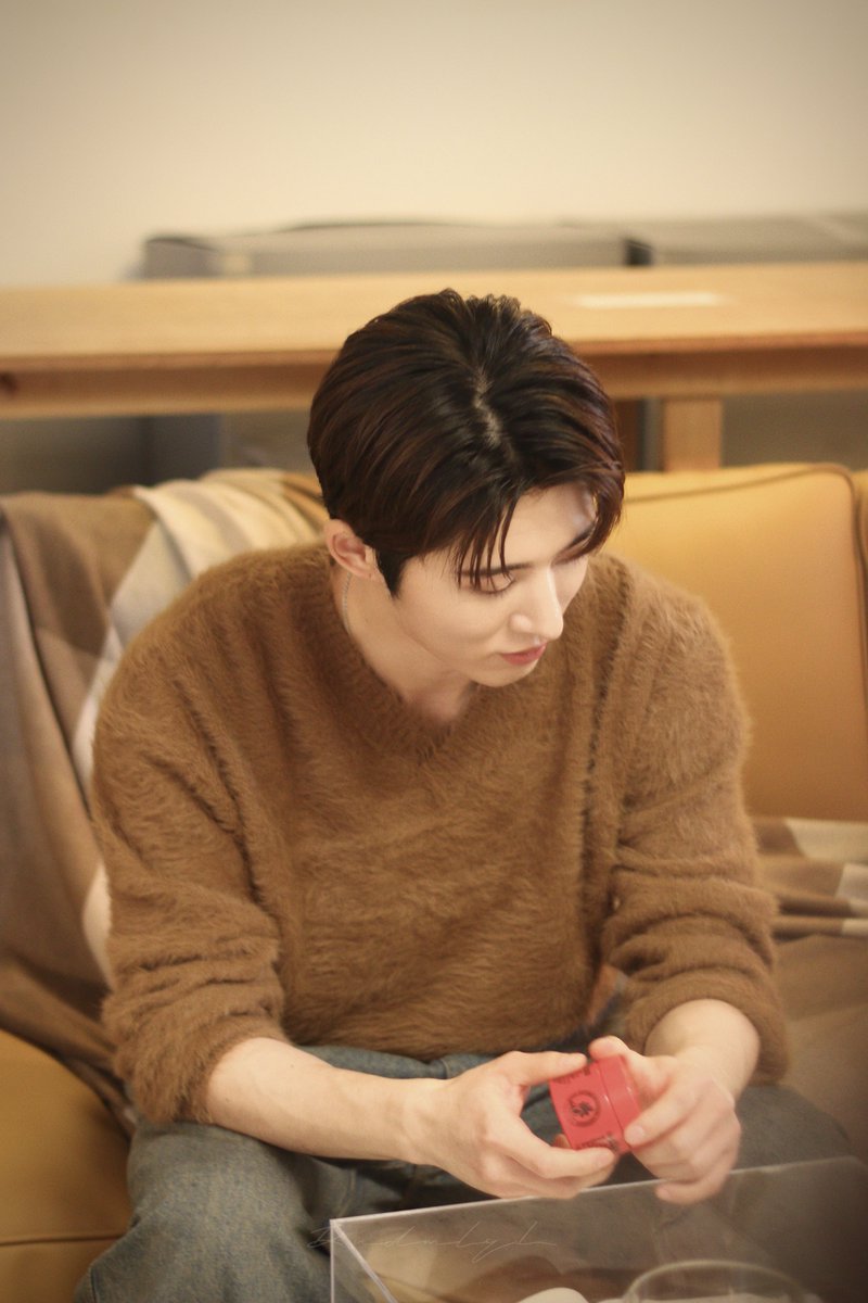 ˗ˋˏ꒰ঌ 생일 축하해 ໒꒱ྀིˎˊ˗ ​​​
#LoverBoiHanbinDay #29살_비아이 
#비아이 #BI <a href="/shxx131bi131/">김한빈</a>