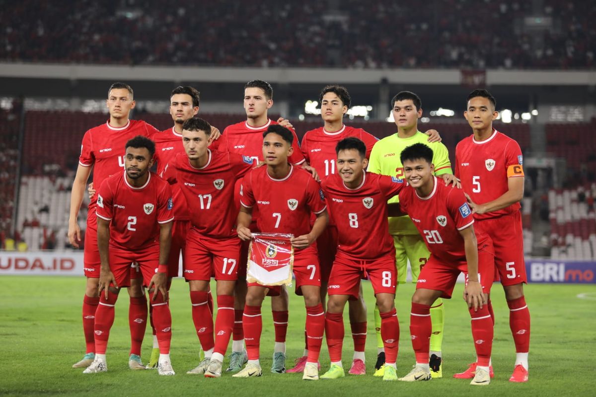 IndoPopBase's tweet image. Shin Tae-yong when asked by Goalpost Asia if he still wants to return as head coach of Timnas Garuda:

“Jujur saja, hati saya akan tetap condong ke Indonesia. Bahkan kalau ada tawaran yang sedikit lebih baik dari negara lain, tapi Indonesia menawar dengan niat sungguh-sungguh,…