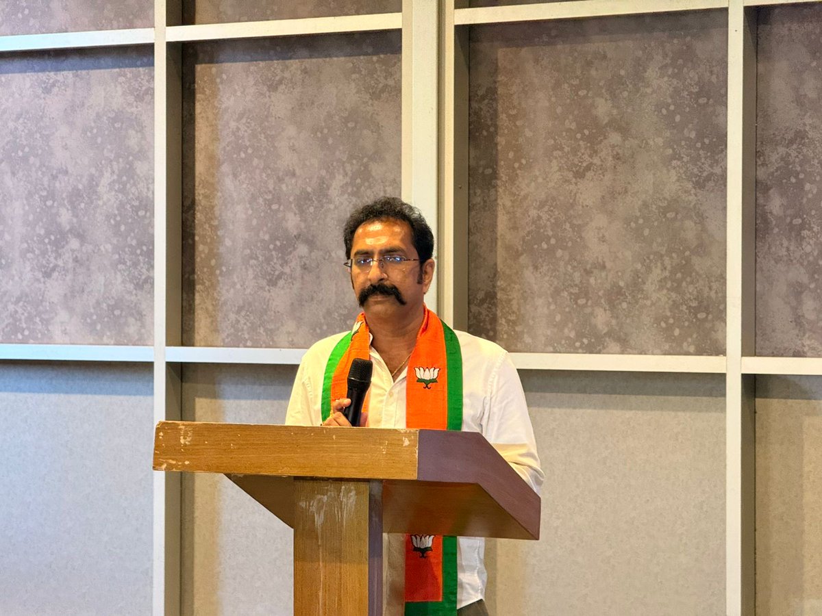 parasu_raju's tweet image. 21-10-2025
Press Meet on ‘Google AI Data Hub at Visakhapatnam&apos;

#googledatacenter