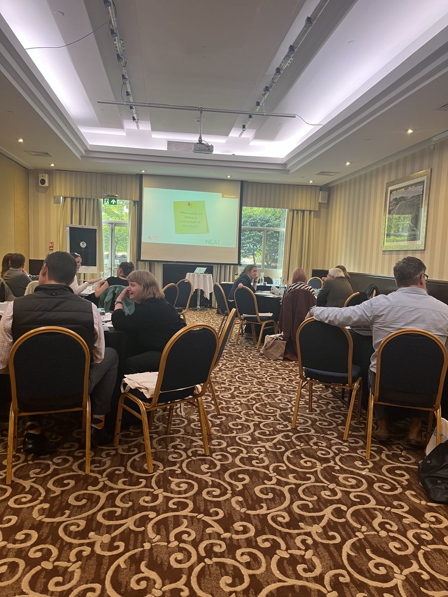 NcleRSN's tweet image. 🔥Great day yesterday with Primary Headteachers and Deputies at Linking Leaders!
📚We explored principles of curriculum design and the power of evidence literacy. 
🦹‍♀️Productive conversations and a real focus on improving educational outcomes for disadvantaged learners.