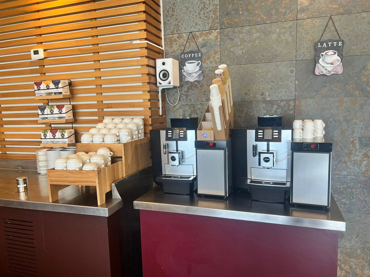 HostelVending (@hostelvending) on Twitter photo Dejar de ser un producto para ser un servicio
hostelvending.com/noticias-vendi…
#DistribuciónAutomática #productos #café #coffeecorners #serviciodecafé #cafépremium #bebidas #bebidascalientes #recetas #superautomáticas #OCS #workplace #operadores #tostadores #unattended #vending Dejar de ser un producto para ser un servicio
hostelvending.com/noticias-vendi…
#DistribuciónAutomática #productos #café #coffeecorners #serviciodecafé #cafépremium #bebidas #bebidascalientes #recetas #superautomáticas #OCS #workplace #operadores #tostadores #unattended #vending