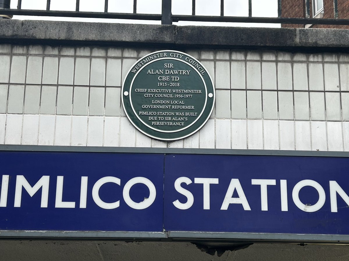 ghoststn101's tweet image. #Pimlico Station interesting piece of #history…. If you look up!! @visitlondon @tfl #westminster