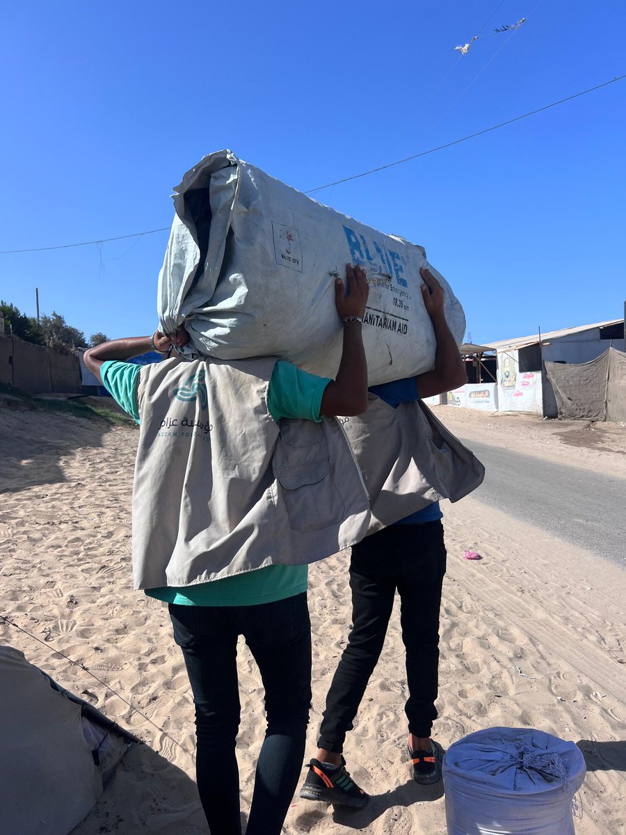 بسم الله نبدأ يومًا جديدًا
كونوا معنا لنُوصل عطاءكم إلى مستحقيه.