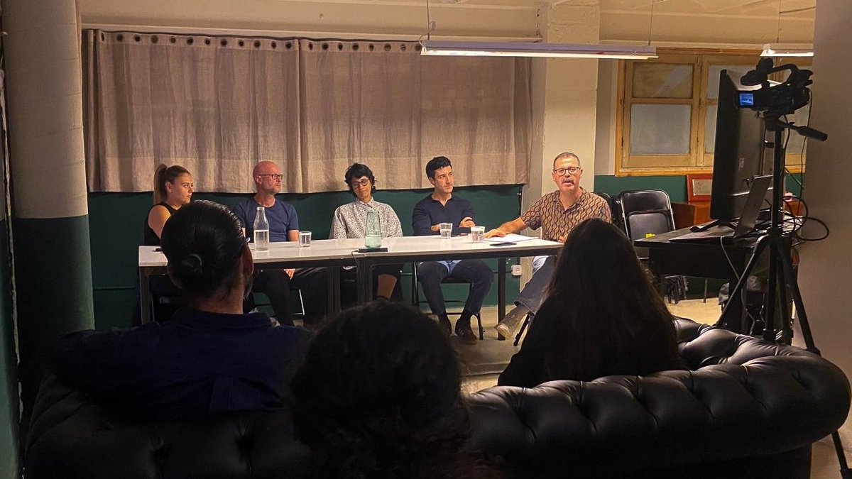 Així va anar el Workshop de traducció teatral del projecte europeu DoSEL (Drama of Smaller European Languages) a la Sala Beckett.

salabeckett.cat/la-sala-becket…