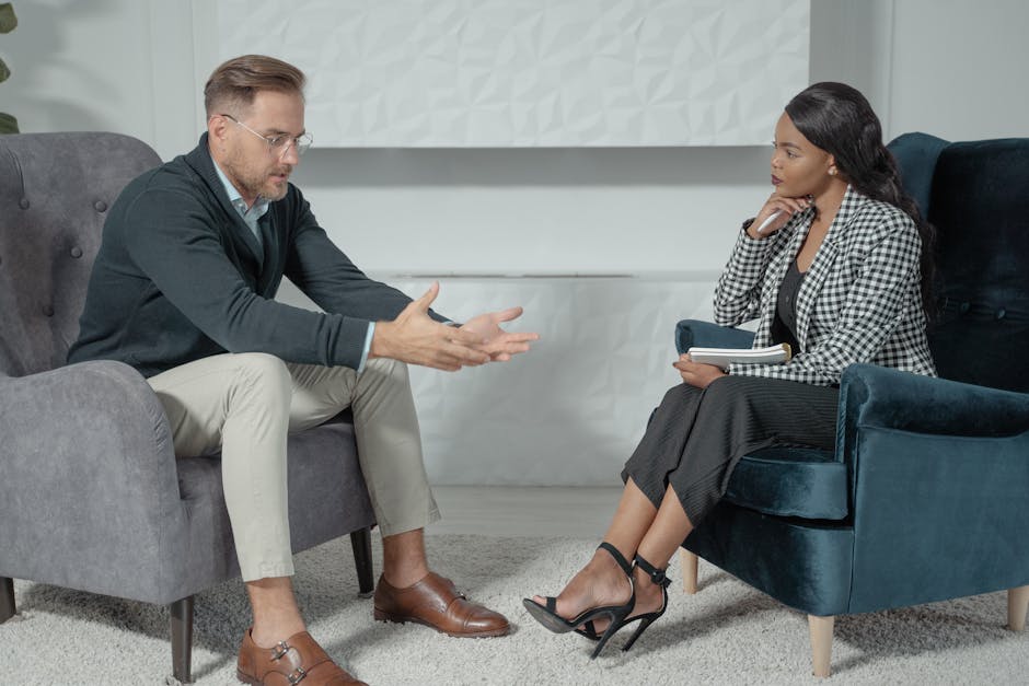 WorkedForMeBook's tweet image. Why Effective Listening Beats Talking Every Time: Advice That Works | by Jeff Burgess @WorkedForMeBook ow.ly/Q5ln50Wi3gT
I learned, in some cases, the hard way, that the quietest person listening in the meeting is generally the brightest person in the room.
#Business