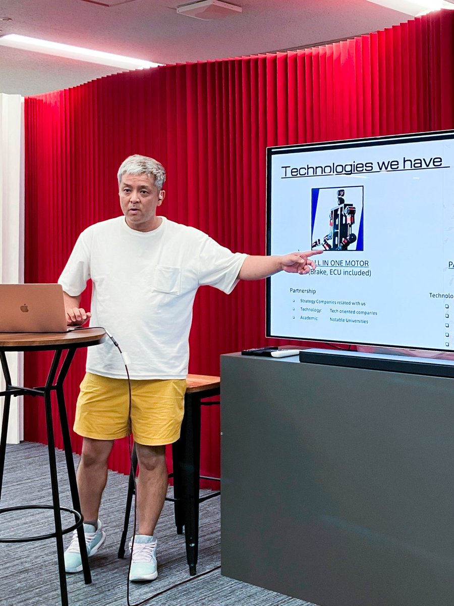 SivanSLab's tweet image. A warm thank you to Kedem for co-organising this special event, and to all participating speakers, and guests,  for sharing their remarkable ideas. Together, we continue to share knowledge, foster collaboration, and shape the future of longevity innovation. 
#SivanSLab #Agetech