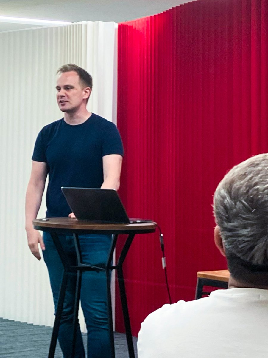 SivanSLab's tweet image. A warm thank you to Kedem for co-organising this special event, and to all participating speakers, and guests,  for sharing their remarkable ideas. Together, we continue to share knowledge, foster collaboration, and shape the future of longevity innovation. 
#SivanSLab #Agetech