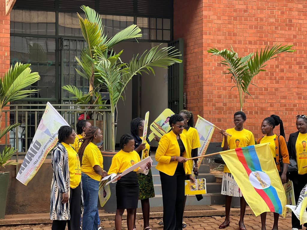 Diana's journey, our pride!

A CENTERED AGENDA 💫💛💛