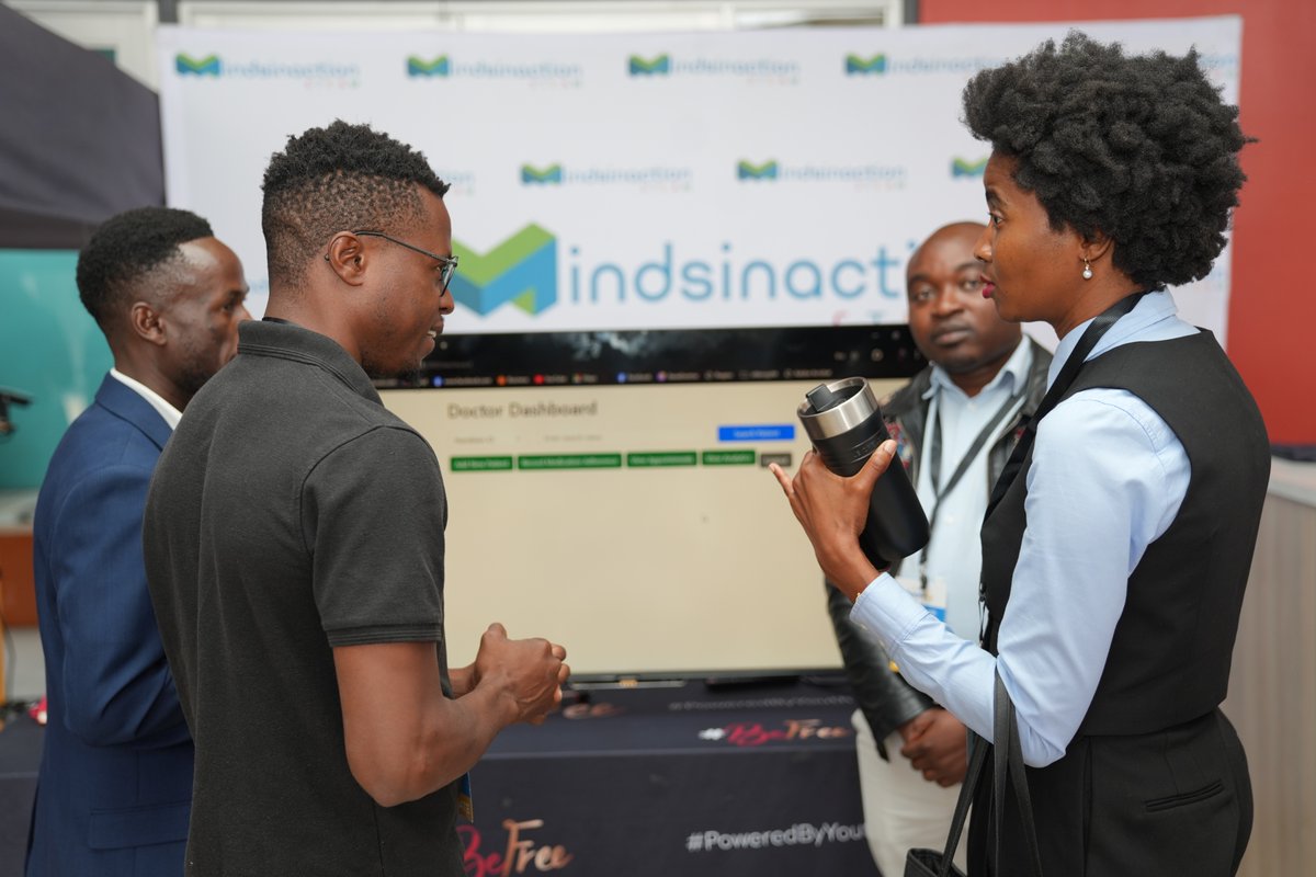 BeFreeYouth's tweet image. At #SparkRx, the exhibition hall was dedicated to organisations & innovators who showcased tools, apps & devices positively impacting Namibia’s SRH & GBV landscape.
Shoutout to our exhibitors, @NCRST_Namibia, @NUST_Namibia, @TupaBloomCare, @minds_in_action, & the ObGyn Practice!
