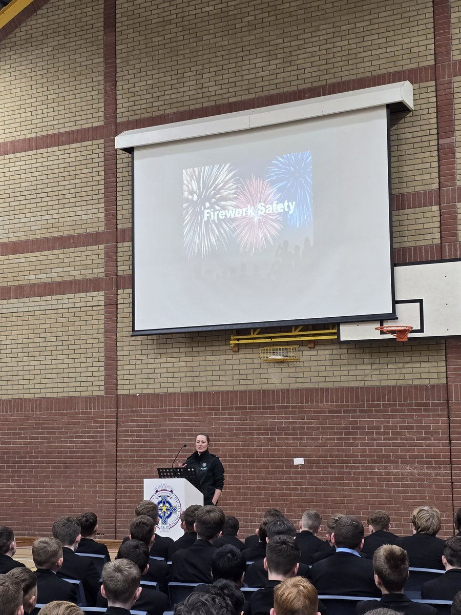 cbsomagh's tweet image. A big thank you to PSNI Officer Rachel Harkness for visiting today and giving our Key Stage 3 pupils an engaging and informative Firework Safety talk. 🎆
#FireworkSafety #PSNI #CommunityEngagement