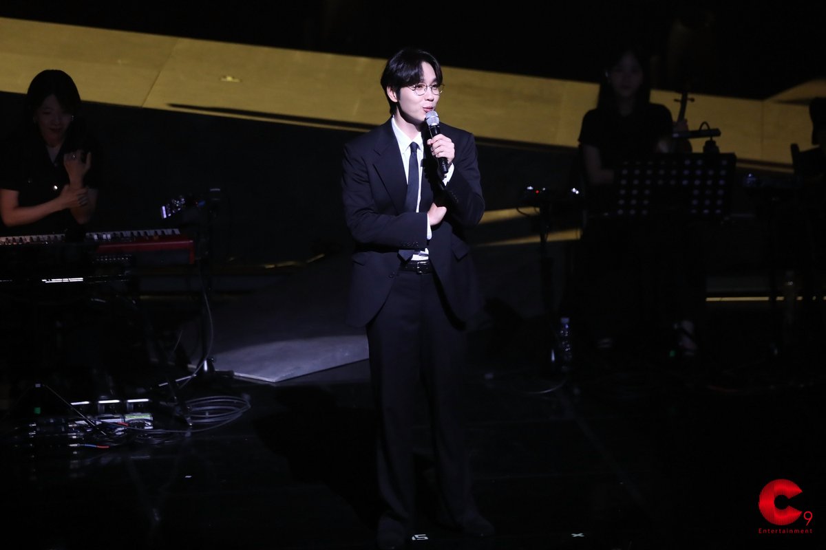 [네이버 블로그📝]
＜쓰임 : 새로, 쓰임＞으로 가을을 물들인 이석훈의 노래🍂

▶️ blog.naver.com/c9ent_/2240501…

#이석훈 #LEESEOKHOON #SG워너비 #SGWANNABE #소극장콘서트 #쓰임새로쓰임