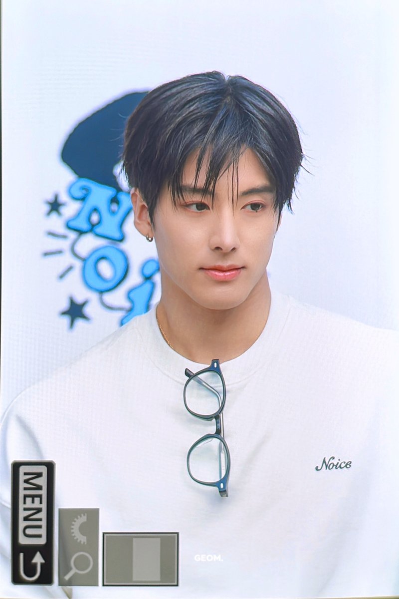 geometry_eric's tweet image. 251022

#소녕재 #손영재 #손에릭 
#에릭 #ERIC #에디
#더보이즈 #THEBOYZ