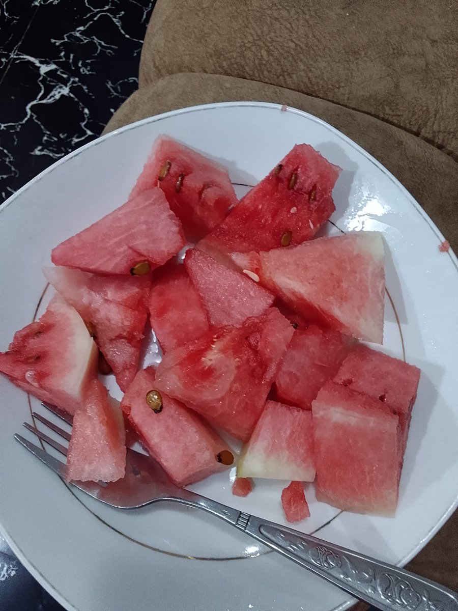 Preciousdotsui's tweet image. 🍉 Day 1 of my “One Fruit a Day till @SuiLifeToken  Launch” challenge
They say watermelons are 92% water 
and maybe that’s why it reminds me of balance, hydration, and life itself.
You see, what you used to know as builders are people who see the vision in a project and stick…