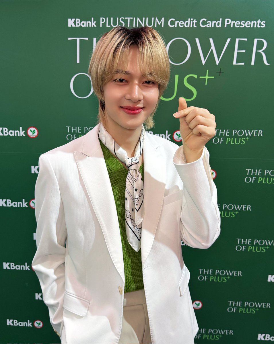 DomundiTV's tweet image. พบกับ “นุนิว” @CwrNew ได้ในงาน KBank The Power Of Plus ✨️

#NunewKBankPLUSTINUM